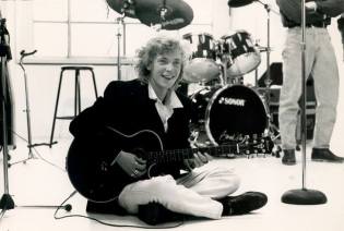 Alessandro Bono (foto tratta dal profilo facebook Alessandro Bono tributo)